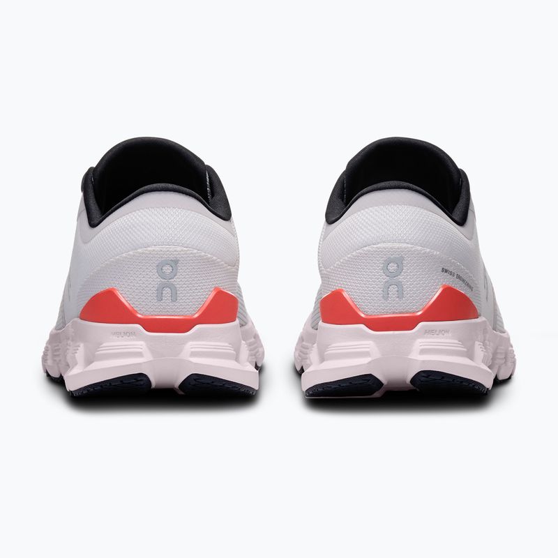 Moteriški bėgimo bateliai On Cloud X 4 silver/flame 11