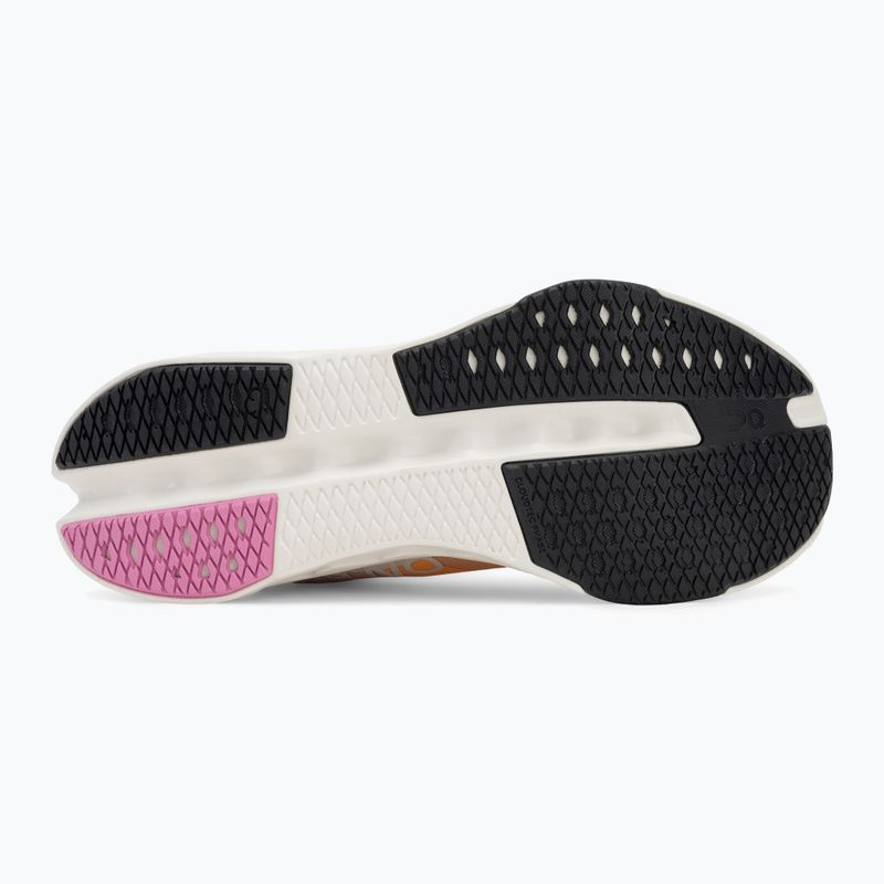 Moteriški bėgimo bateliai On Cloudsurfer Next tangerine/ivory 4