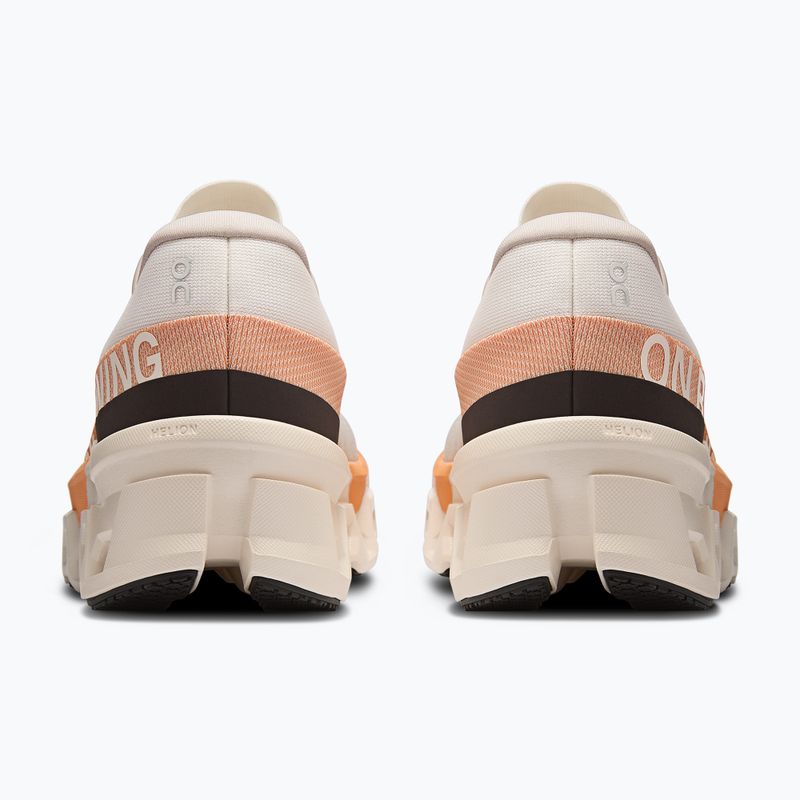 Moteriški bėgimo batai On Cloudmonster 2 ivory/tangerine 4