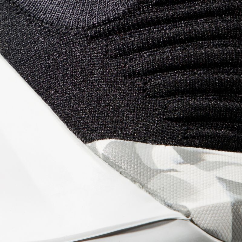 Moteriški priėjimo prie trasų batai Mammut Hueco Knit II Low black/light ice gray 8
