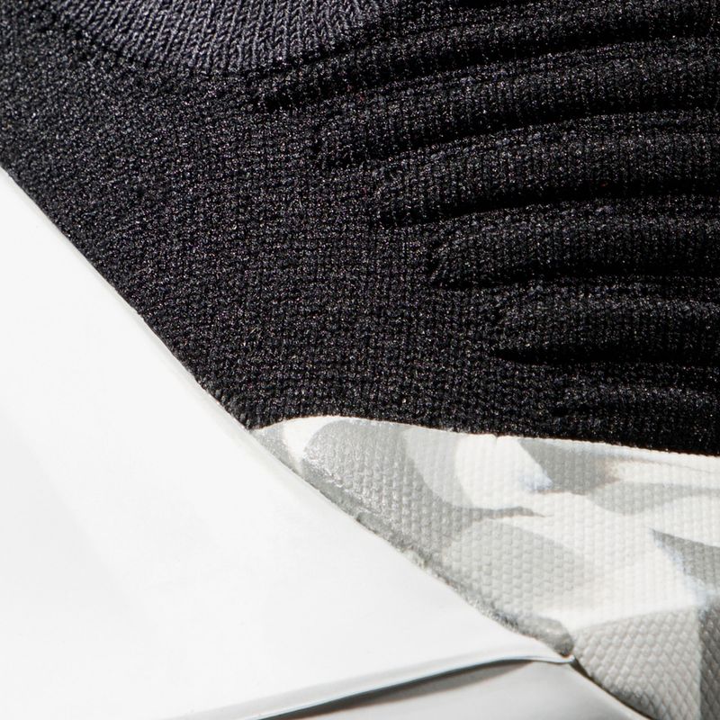 Moteriški priėjimo prie trasų batai Mammut Hueco Knit II Low black/light ice gray 8