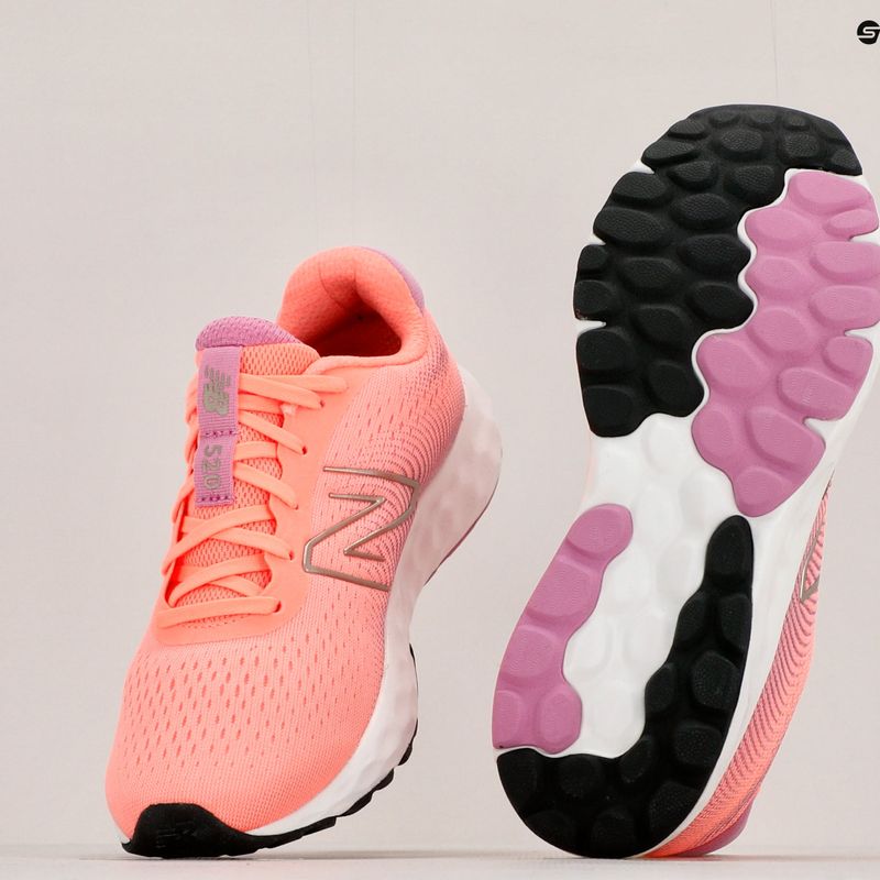 New Balance moteriški bėgimo bateliai W520CP8.B.075 18