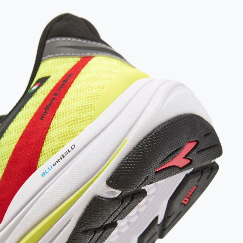 Vyriški bėgimo bateliai Diadora Mythos Blushield 8 Vortice yellow DD-101.179087-D0273 16