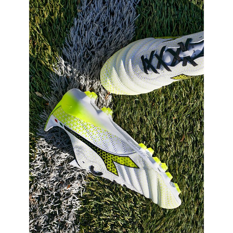 Vyriški futbolo bateliai Diadora Brasil Elite Tech GR ITA LPX white/black/fluo yellow 18