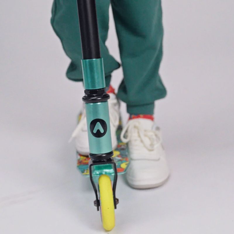 Vaikų laisvojo stiliaus paspirtukas ATTABO EVO 1.0 žalias 19