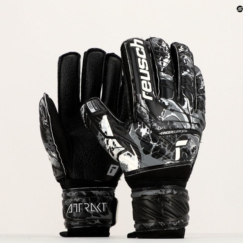 Reusch Attrakt Resist Finger Support Vartininko pirštinės juodos 5370610-7700 9