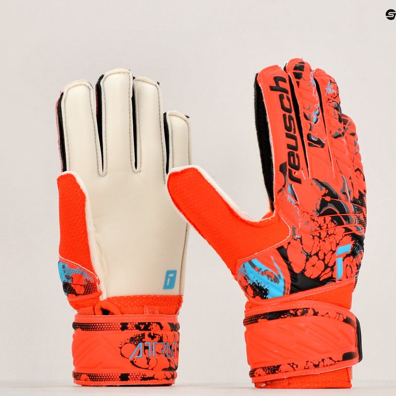Reusch Attrakt Solid Junior vaikiškos vartininko pirštinės raudonos spalvos 5372515-3334 9