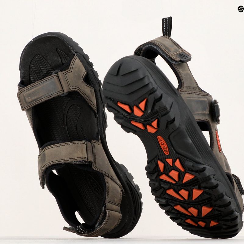 Keen Targhee III Open Toe vyriški trekingo sandalai pilkos spalvos 1022424 15