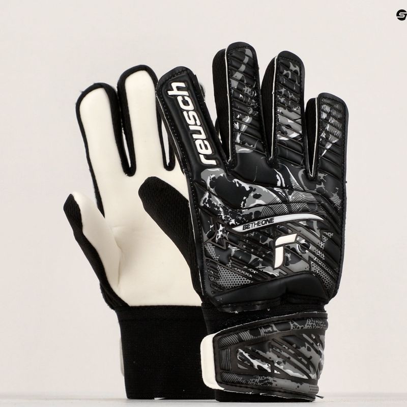 Reusch Attrakt Starter Solid Junior vaikiškos vartininko pirštinės, juodos 5372514-7700 9
