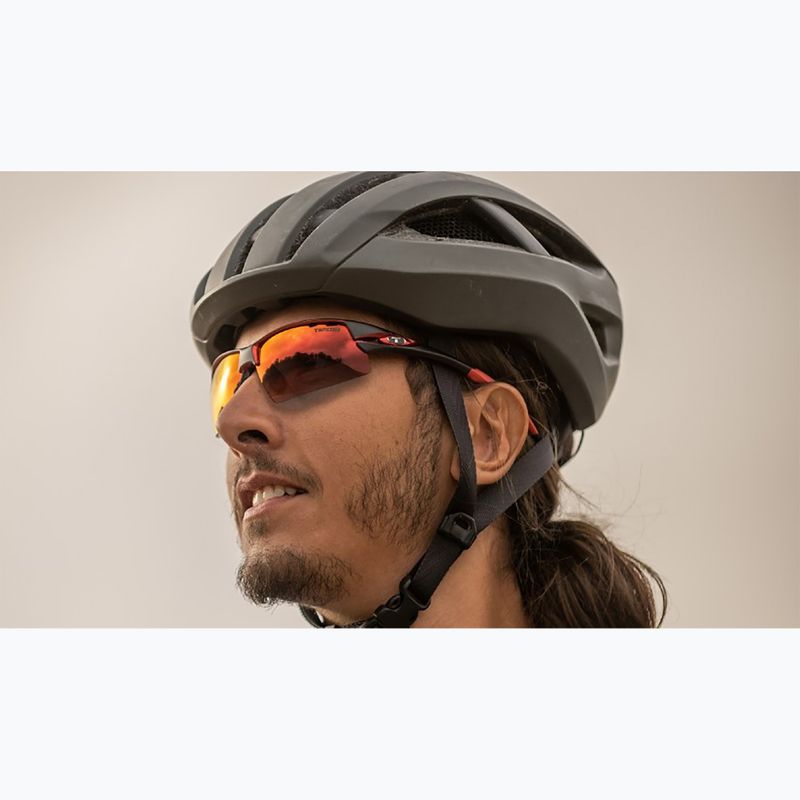 Akiniai nuo saulės Tifosi Crit Clarion Fototec black/red/clarion red 4