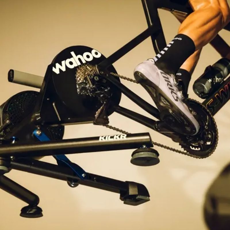 Wahoo Kickr Smart Power Trainer dviračių treniruoklis (V5), juodas WFBKTR120 7