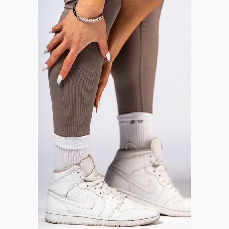 Moteriškos treniruočių tamprės NEBBIA Power šviesiai rudos pelenų spalvos 7