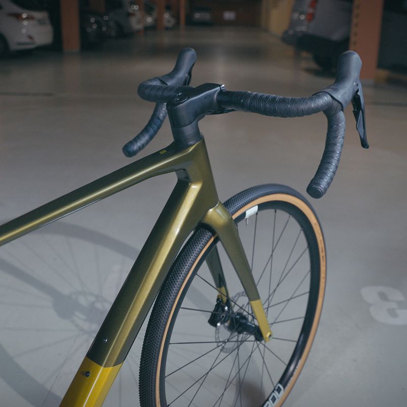 Superior X-ROAD Team Comp GR gloss olive/chrome žvyro dviratis 7