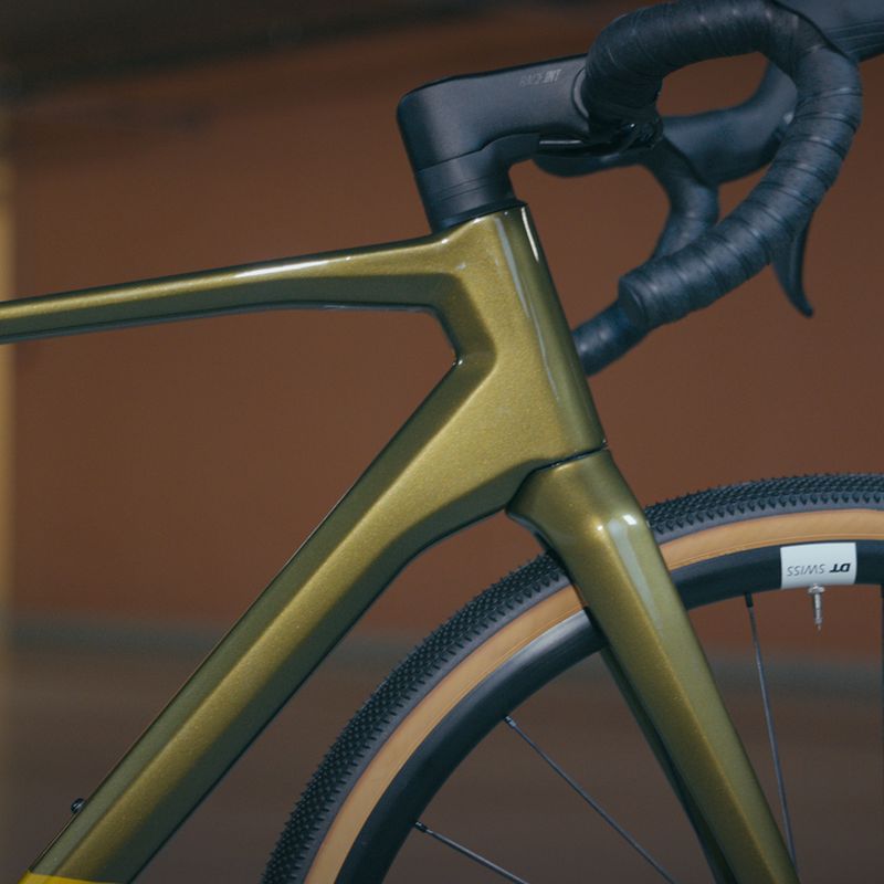 Superior X-ROAD Team Comp GR gloss olive/chrome žvyro dviratis 9