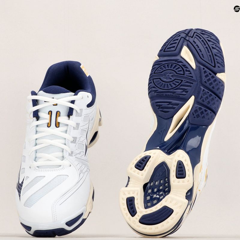 Vyriški tinklinio bateliai Mizuno Wave Voltage white / blue kaspinas / mp gold 13