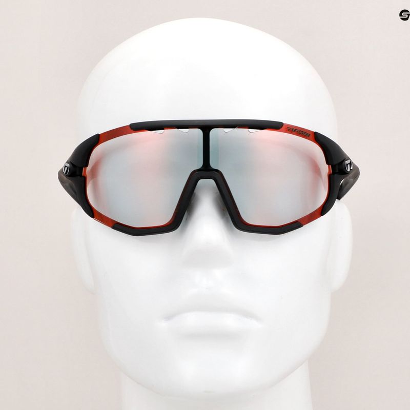 Tifosi Sledge Fototec matinės juodos/klariono raudonos spalvos fotochrominiai dviračių akiniai 9