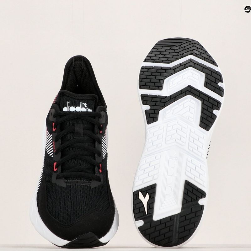 Vyriški bėgimo bateliai Diadora Passo 3 black/white 18