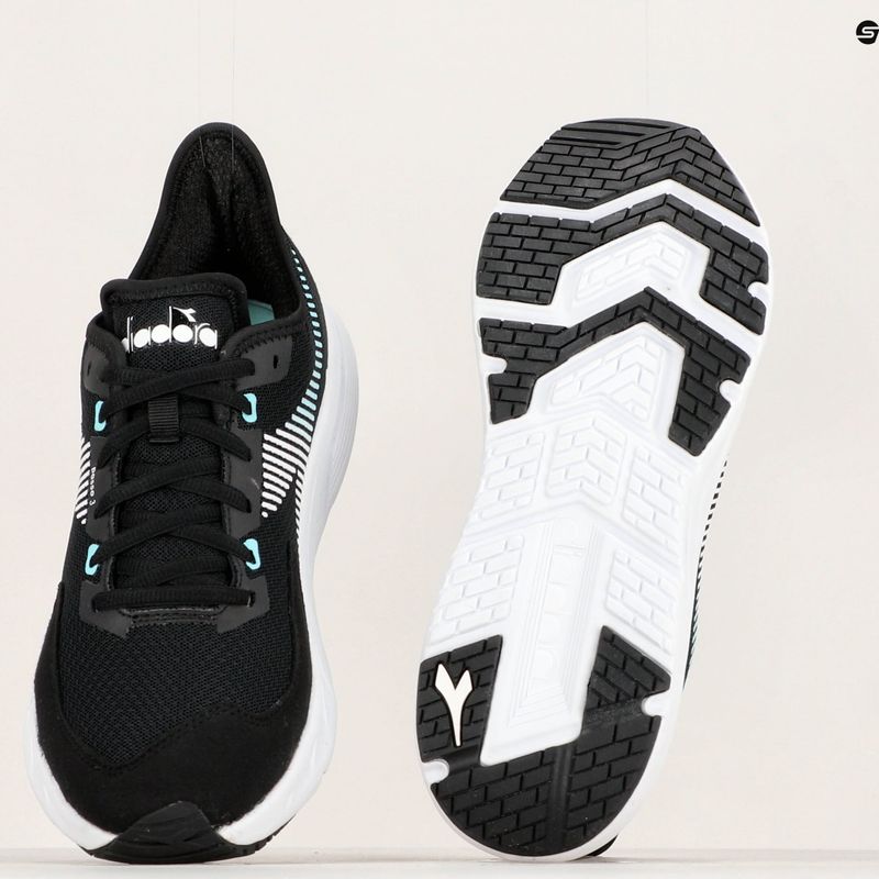 Moteriški bėgimo bateliai Diadora Passo 3 black/white/aruba blue 19