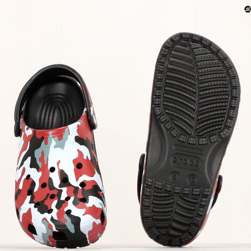 Crocs Classic Printed Camo Clog black/pepper šlepetės 9