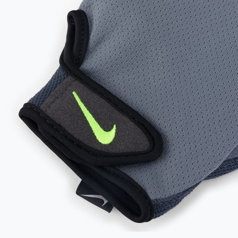Vyriškos treniruočių pirštinės Nike Essential pilkos NLGC5-044 4