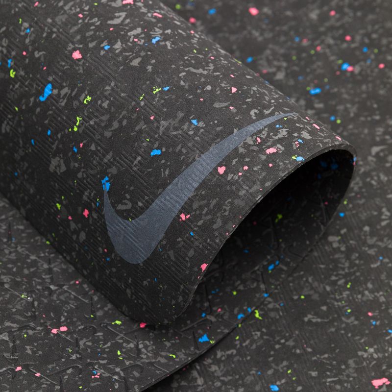 Nike Move 4 mm jogos kilimėlis, juodas N1003061-997 4