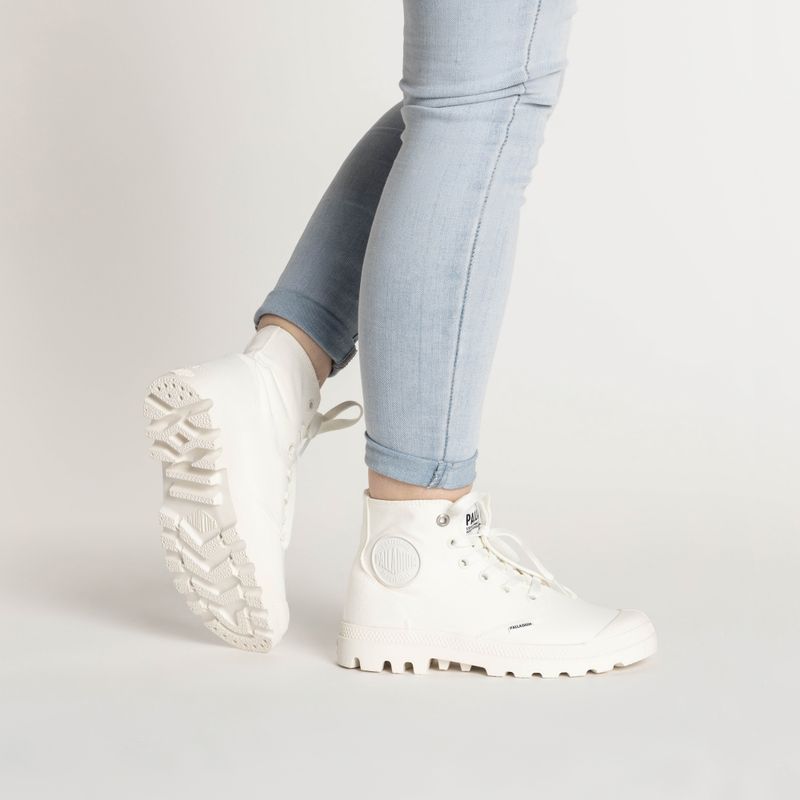 Batai Palladium Mono Chrome star white 2