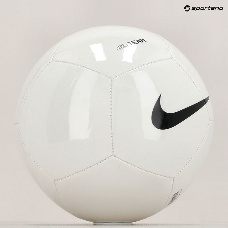 Futbolo kamuolys Nike Pitch Team white/black dydis 4 6