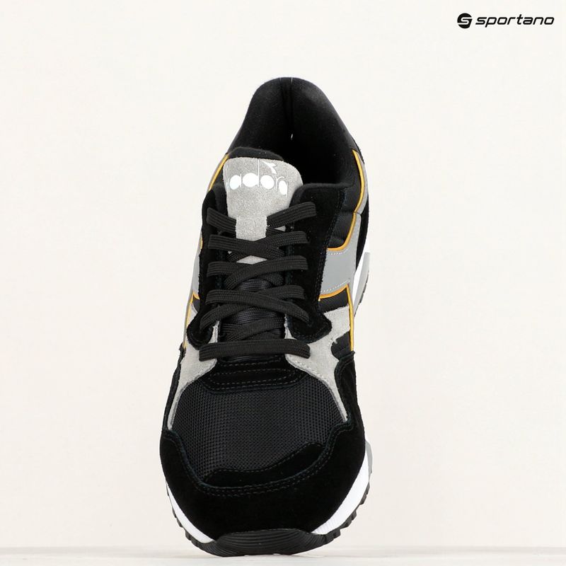 Batai Diadora N902 nero/nero 11