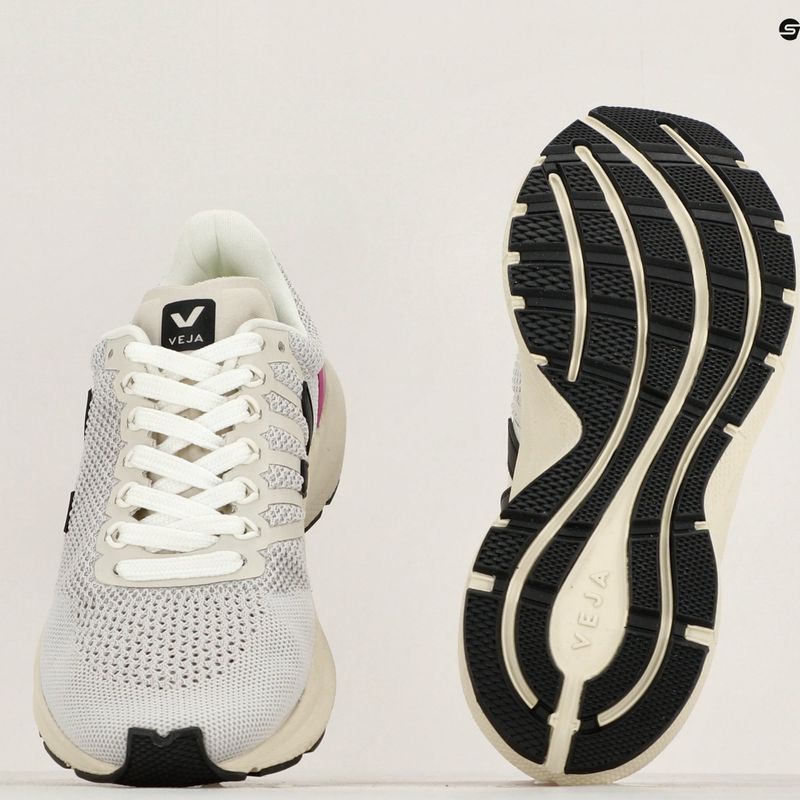 Moteriški bėgimo batai VEJA Marlin V-Knit chalk/black/ultraviolet 10