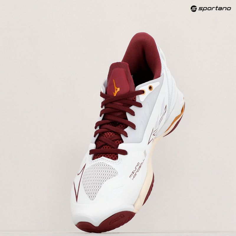 Moteriški rankinio bateliai Mizuno Wave Mirage 5 white/cabernet/mp gold 9