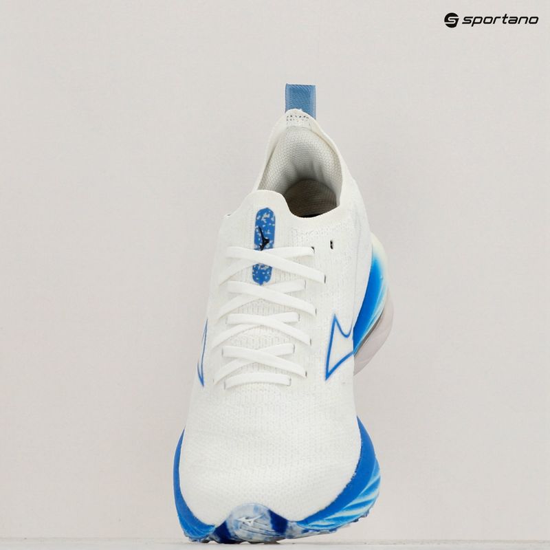 Vyriški bėgimo bateliai Mizuno Wave Neo Wind white/8401 c/peace blue 11