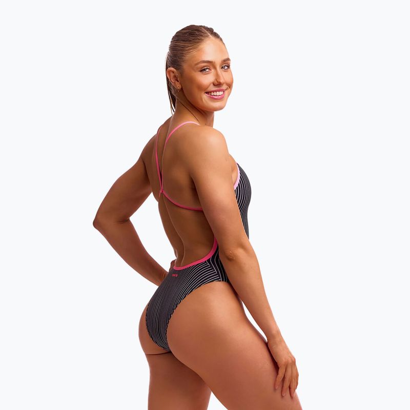 Moteriškas vientisas maudymosi kostiumėlis Funkita Single Strength One pieces pin stripe 2