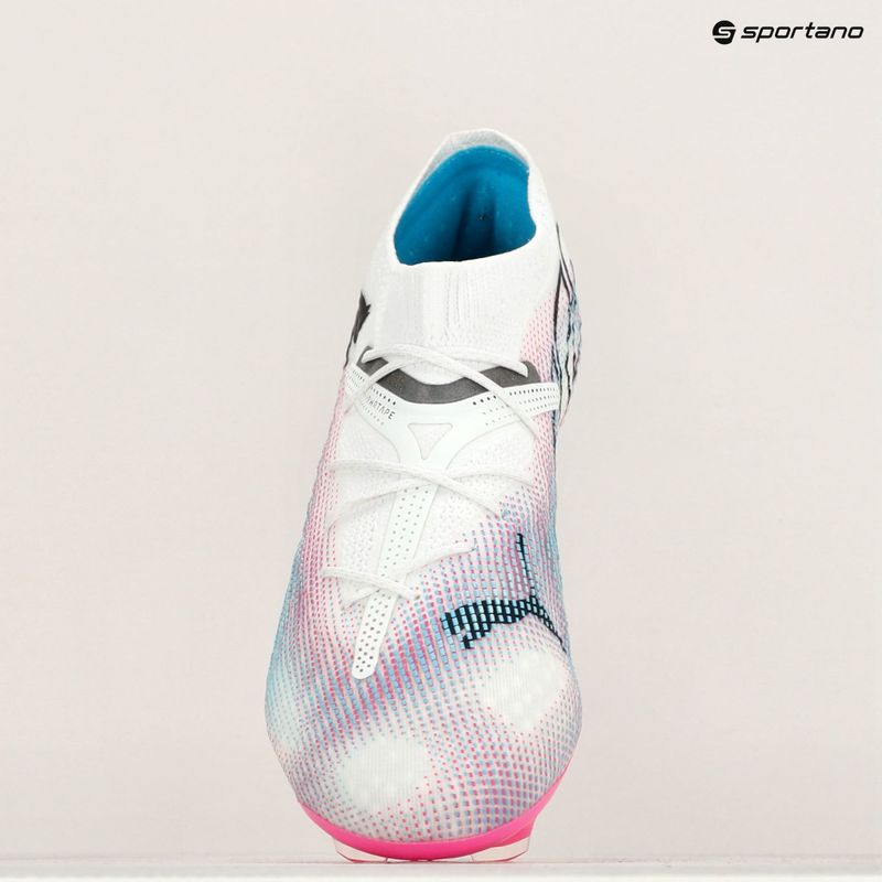 Futbolo batai PUMA Future 7 Ultimate Low FG/AG white/black/poison pink/bright aqua/silver mist 16