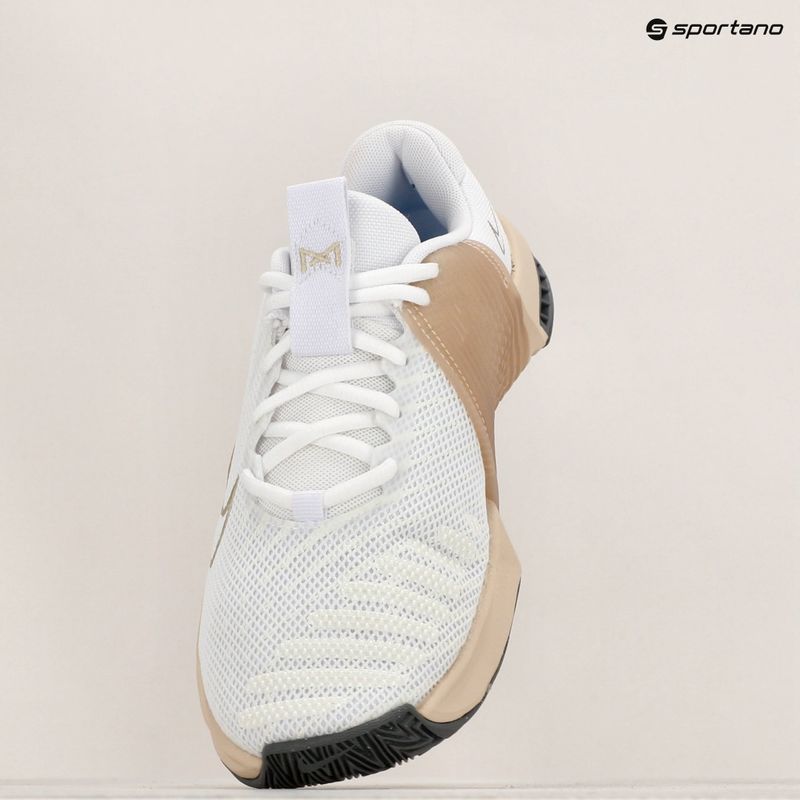 Moteriški treniruočių batai Nike Metcon 9 white/metallic gold grain/sanddrift/white 9