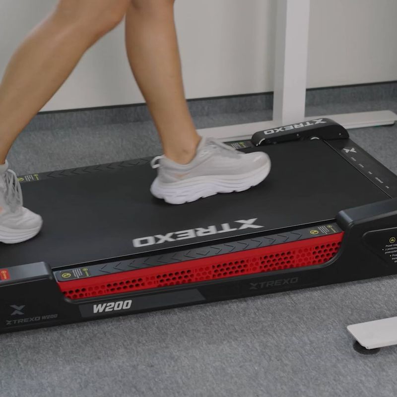 Elektrinis bėgimo takelis TREXO Walking Pad W200 juodas 16