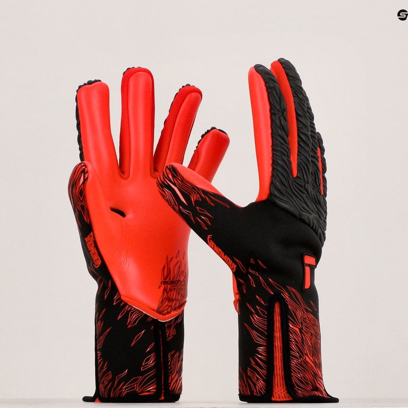 Vartininko pirštinės Reusch Venomous Gold X black/fiery red 8