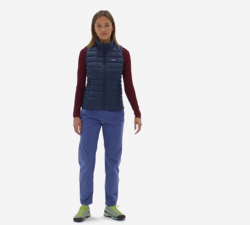 Patagonia moteriškas megztinis be rankovių Down Sweater night plum 8