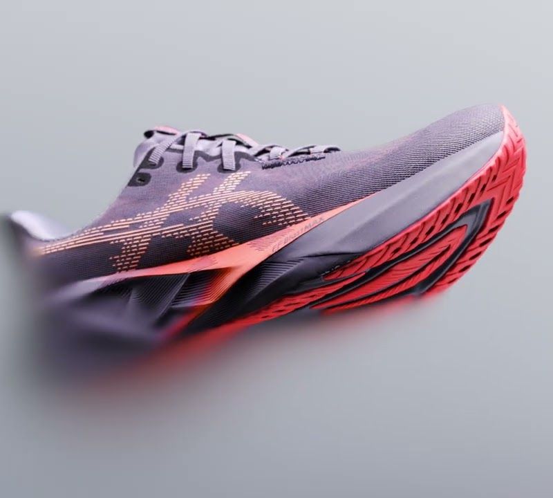 Vyriški bėgimo batai ASICS Novablast 5 indigo blue/amber 10