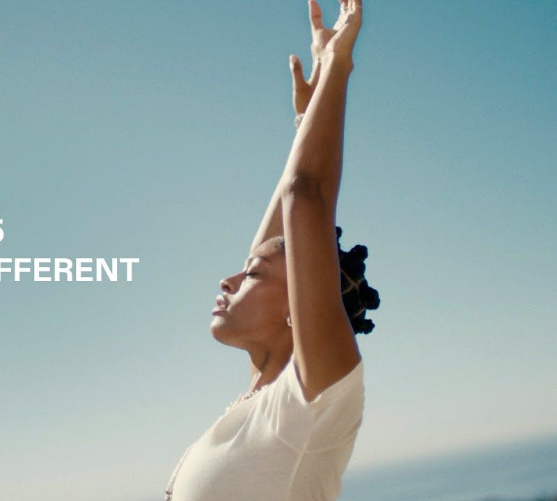 Moteriški bėgimo bateliai On Cloud 5 white 5998902 10