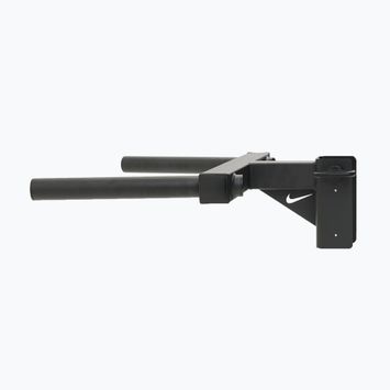 Porankiai prie treniruoklio komplekso Nike Strength Dip Station black