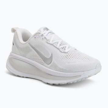 Moteriški bėgimo bateliai Nike Vomero 18 white/photon dust/metallic silver