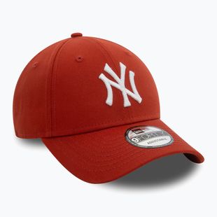 Kepuraitė su snapeliu New Era League Essential 9FORTY New York Yankees red