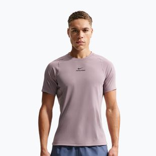 Vyriški treniruočių marškinėliai Nike Pro Training Dri-Fit light violet ore/black