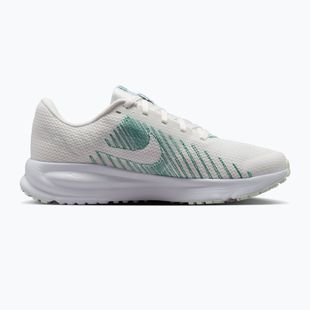 Moteriški bėgimo batai Nike Run Defy summit white/white/metallic silver