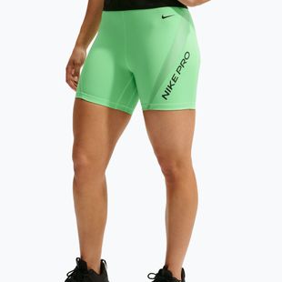 Moteriški treniruočių šortai Nike Pro Sculpt illusion green/cucumber calm/black/black