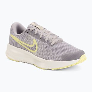 Moteriški bėgimo batai Nike Run Defy silver lilac/sail/cream ii/fennel