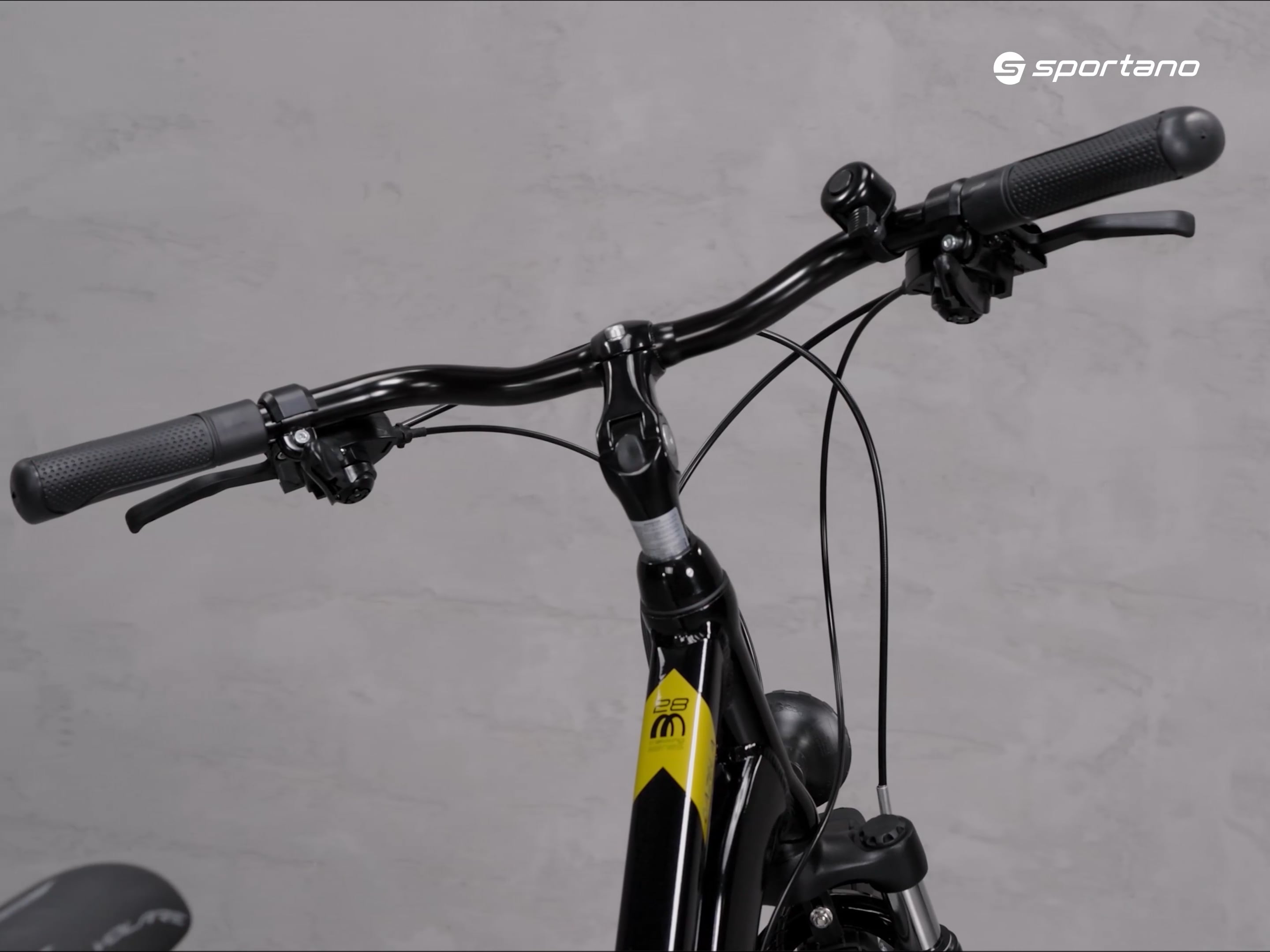 Moteriškas trekingas dviratis Romet Gazela juoda/geltona R22A-TRE-28-19-P-468