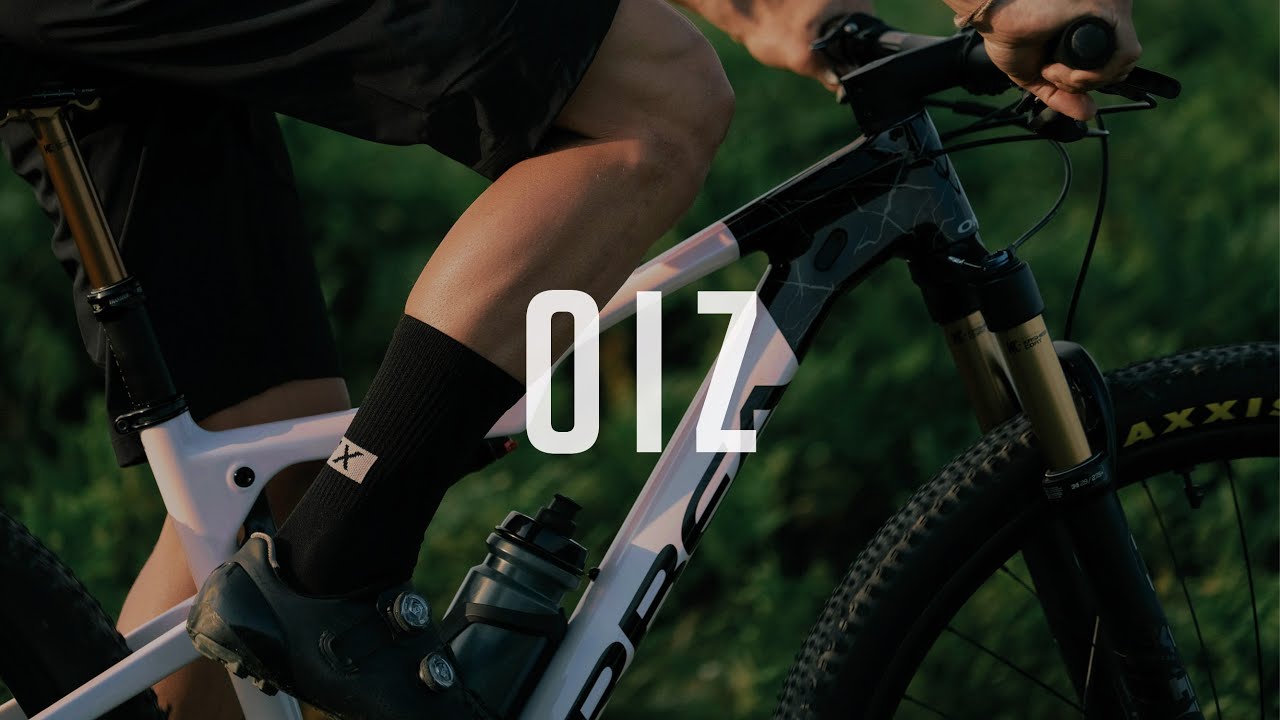 Orbea Oiz H30 kalnų dviratis juodai žalias M23017LC