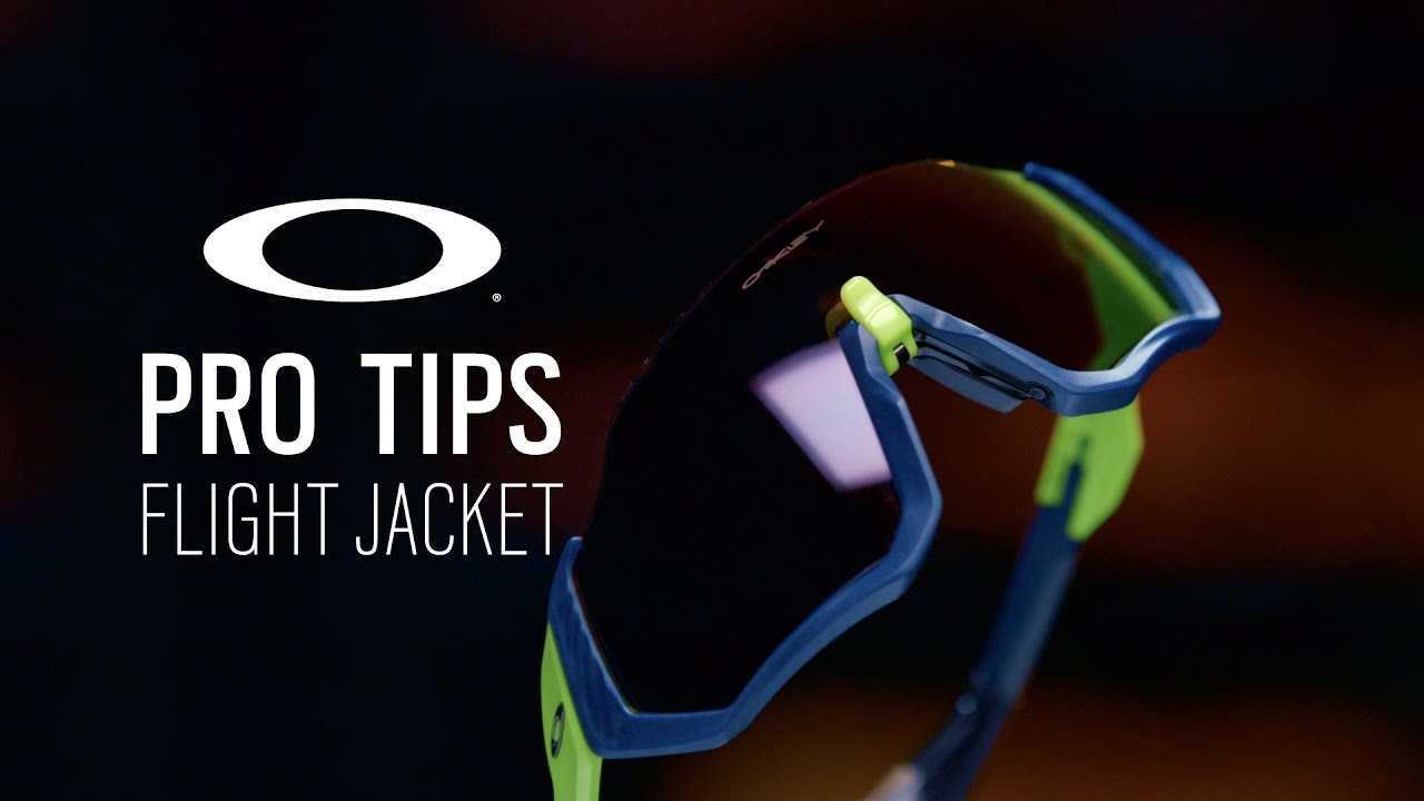 Oakley Flight Jacket matinio plieno/prizm road jade dviratininkų akiniai 0OO9401