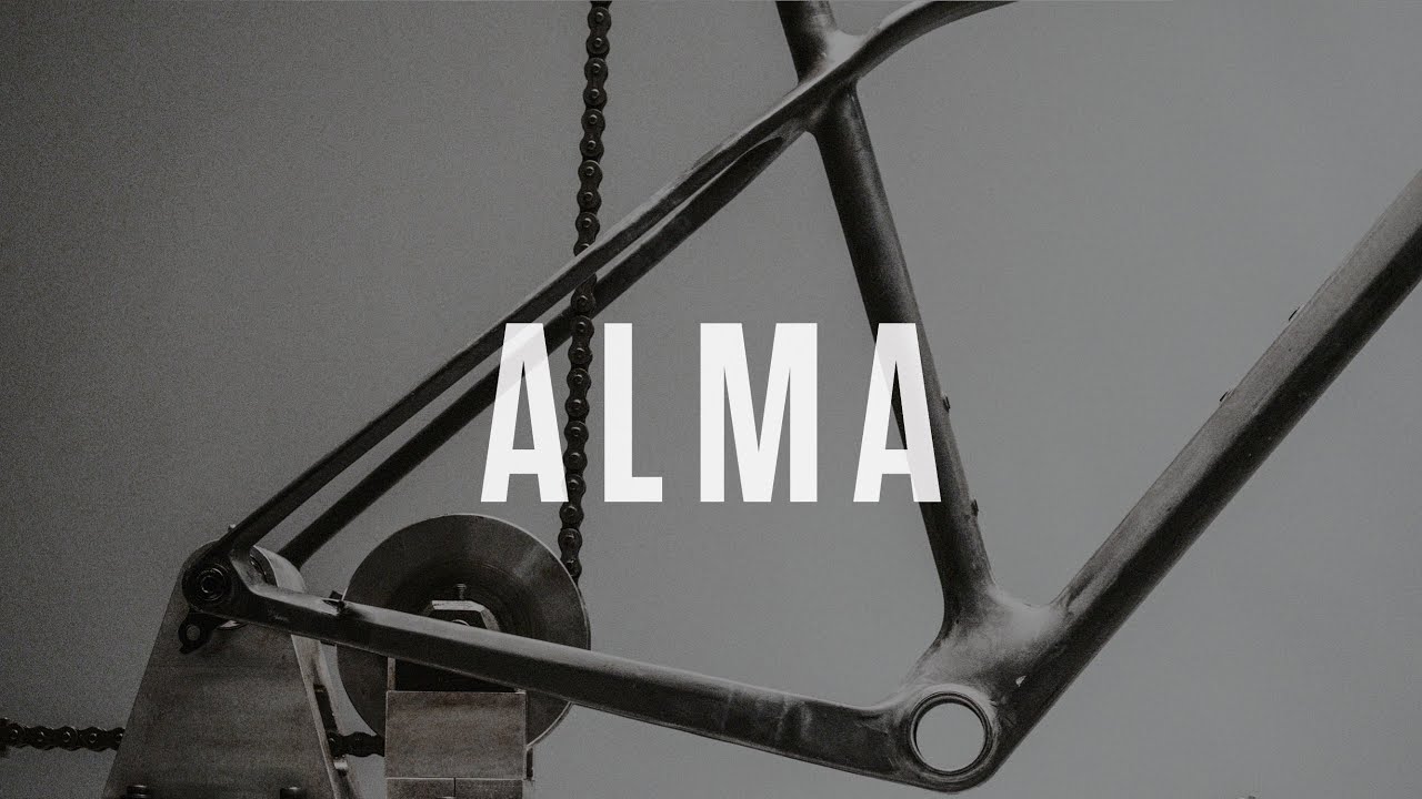Orbea Alma M25 mėlynas kalnų dviratis M22318L6